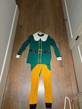 ELF Pajamas, Women’s Medium, Top/Pants Set